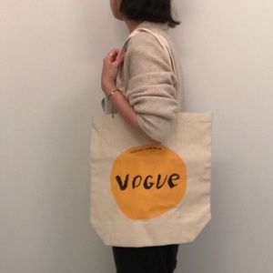Vogue canvas tote